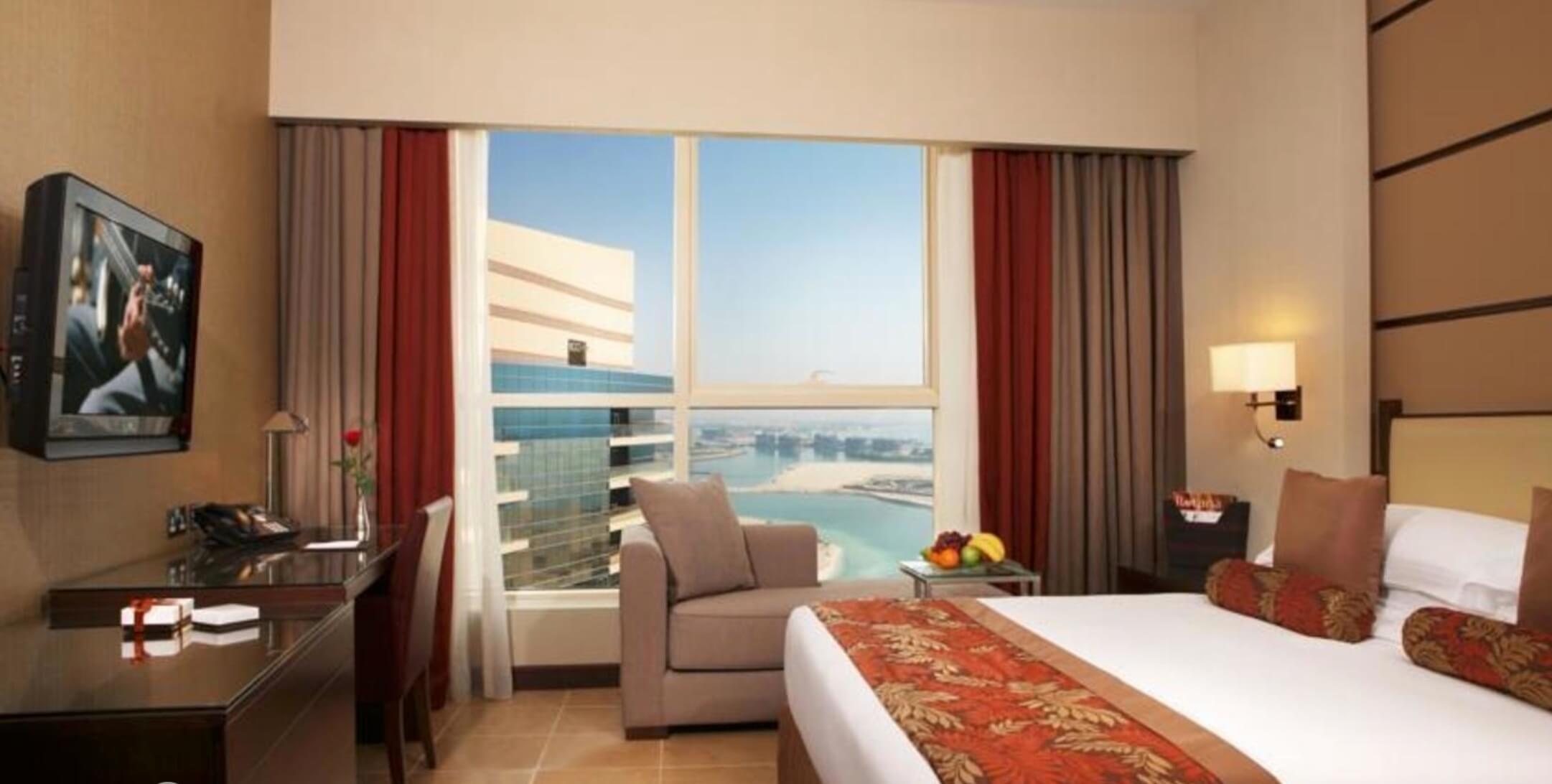 Тур на 5 ночей в Абу-Даби в отель Khalidia Palace Rayhaan Rotana (ОАЭ) с 06.12.17 от 61 390 рублей (BB) на двоих